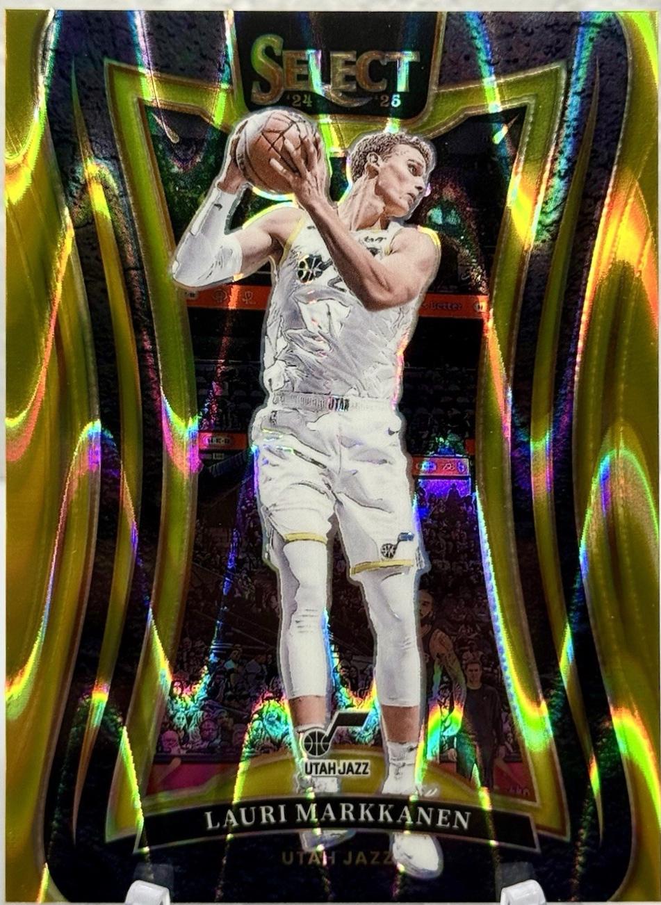 Lauri Markkanen [Gold Tectonic Prizm] #324