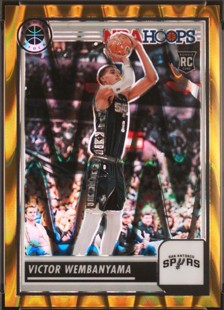 Victor Wembanyama [Seismic Gold Prizm] #108