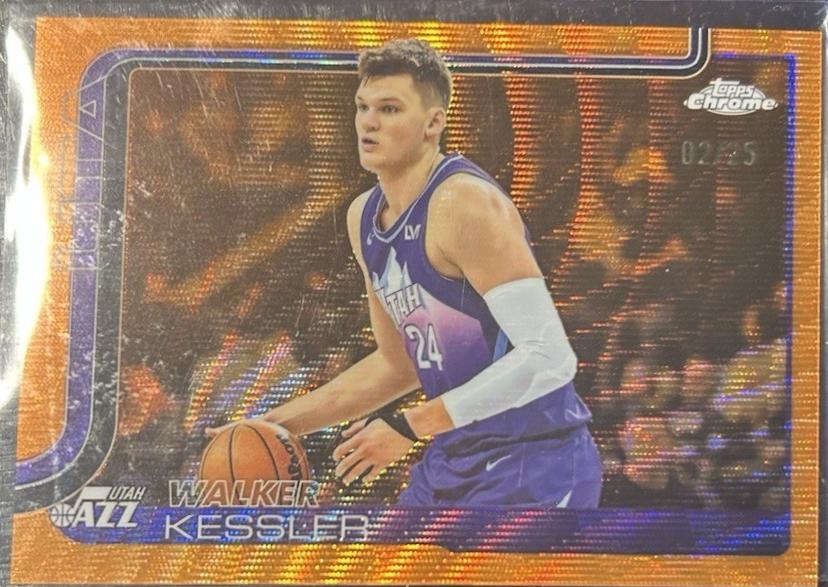 Walker Kessler [Orange Basketball Refractor] #205