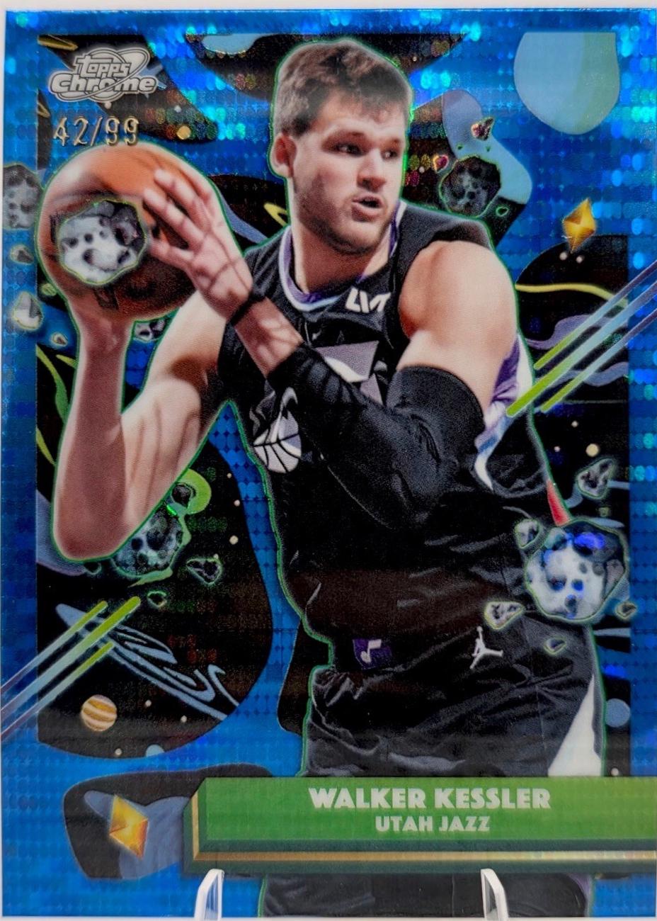 Walker Kessler [Blue Moon Refractor] #120