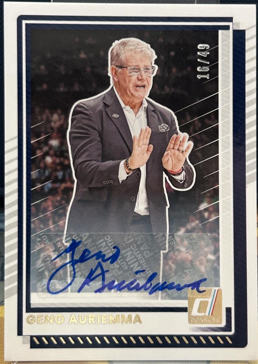 Geno Auriemma [Red Autograph] #193