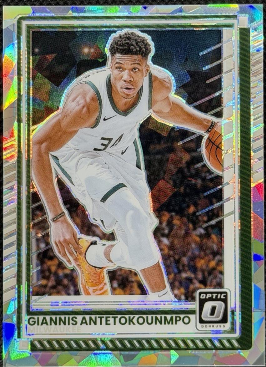 Giannis Antetokounmpo [Cracked Ice Optic] #106