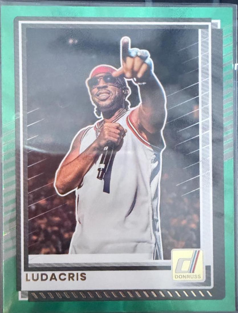 Ludacris [Holo Green Laser] #122