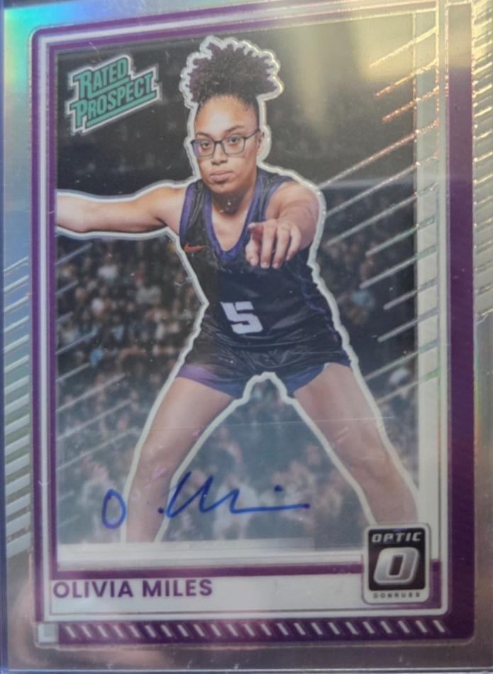 Olivia Miles [Holo Optic Autograph] #89