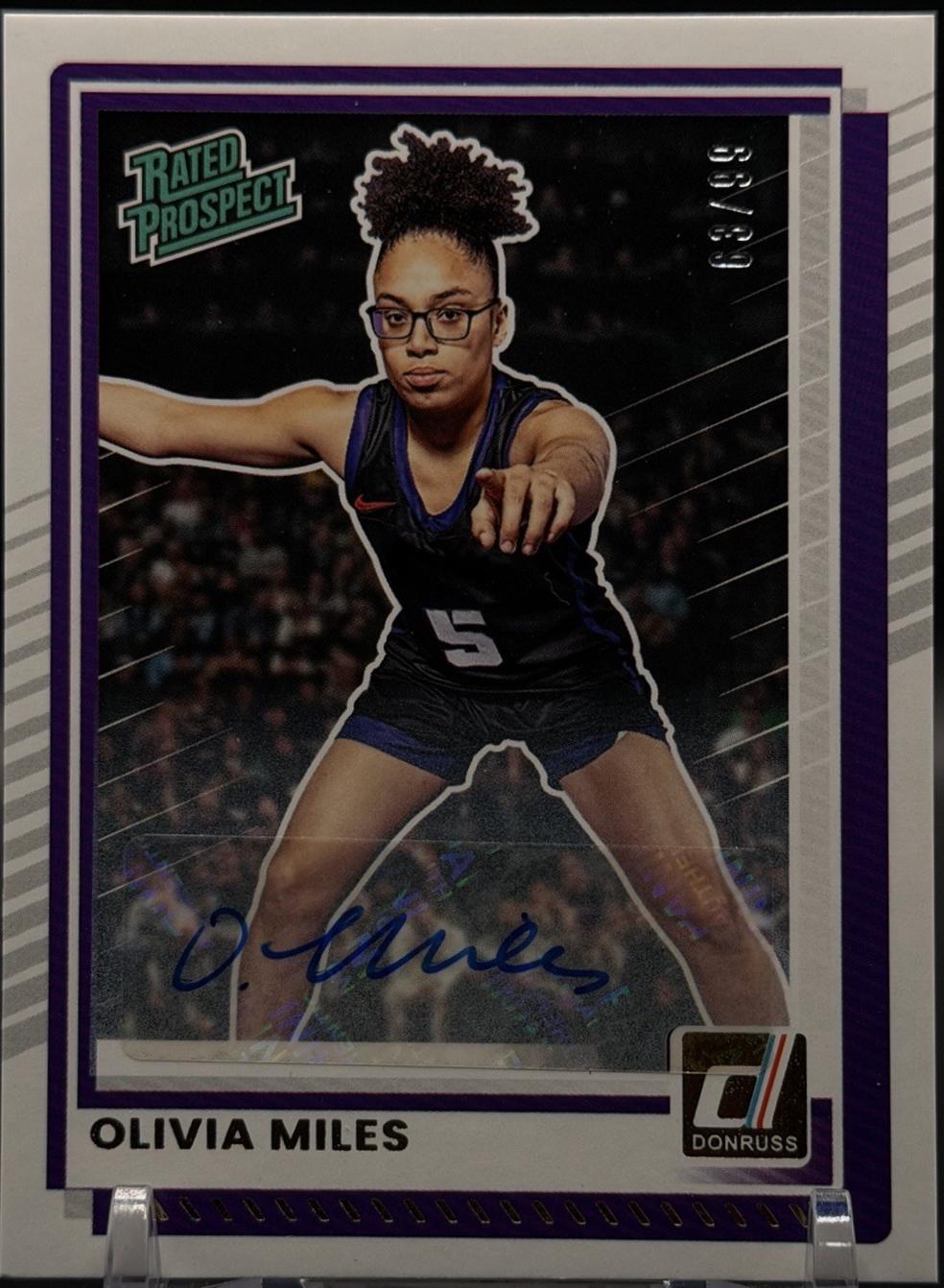 Olivia Miles [Orange Lava Autograph] #89