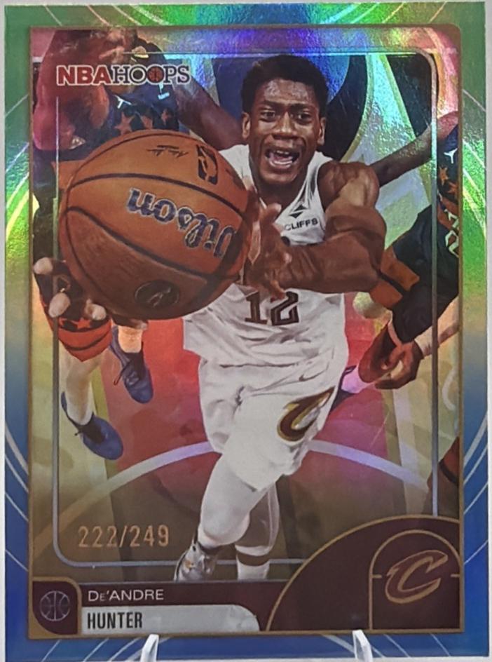 De'Andre Hunter [Rainbow Green Blue] #150