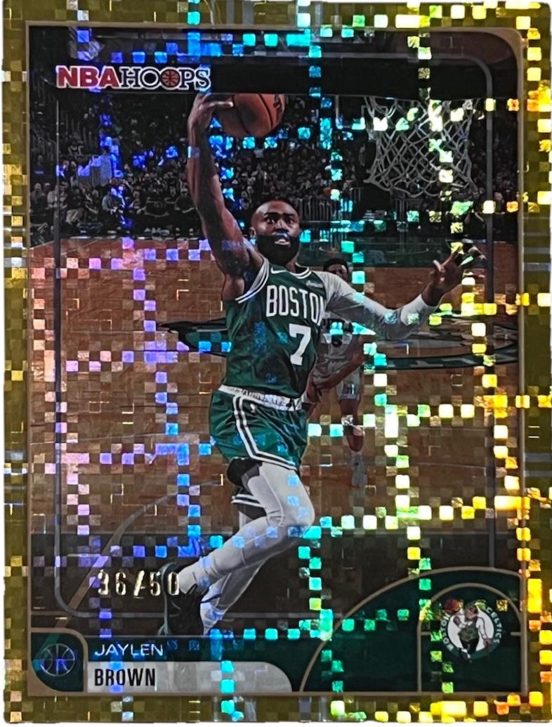 Jaylen Brown [Light Burst Gold] #135