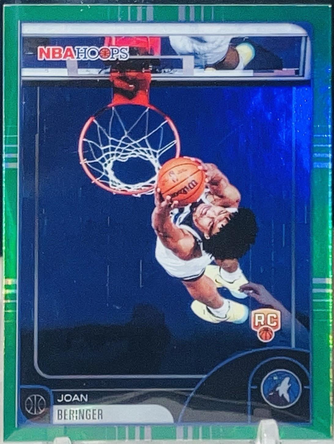 Joan Beringer [Green Hoops] #20