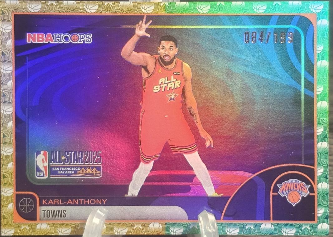 Karl-Anthony Towns [Rainbow Gold Green] #292