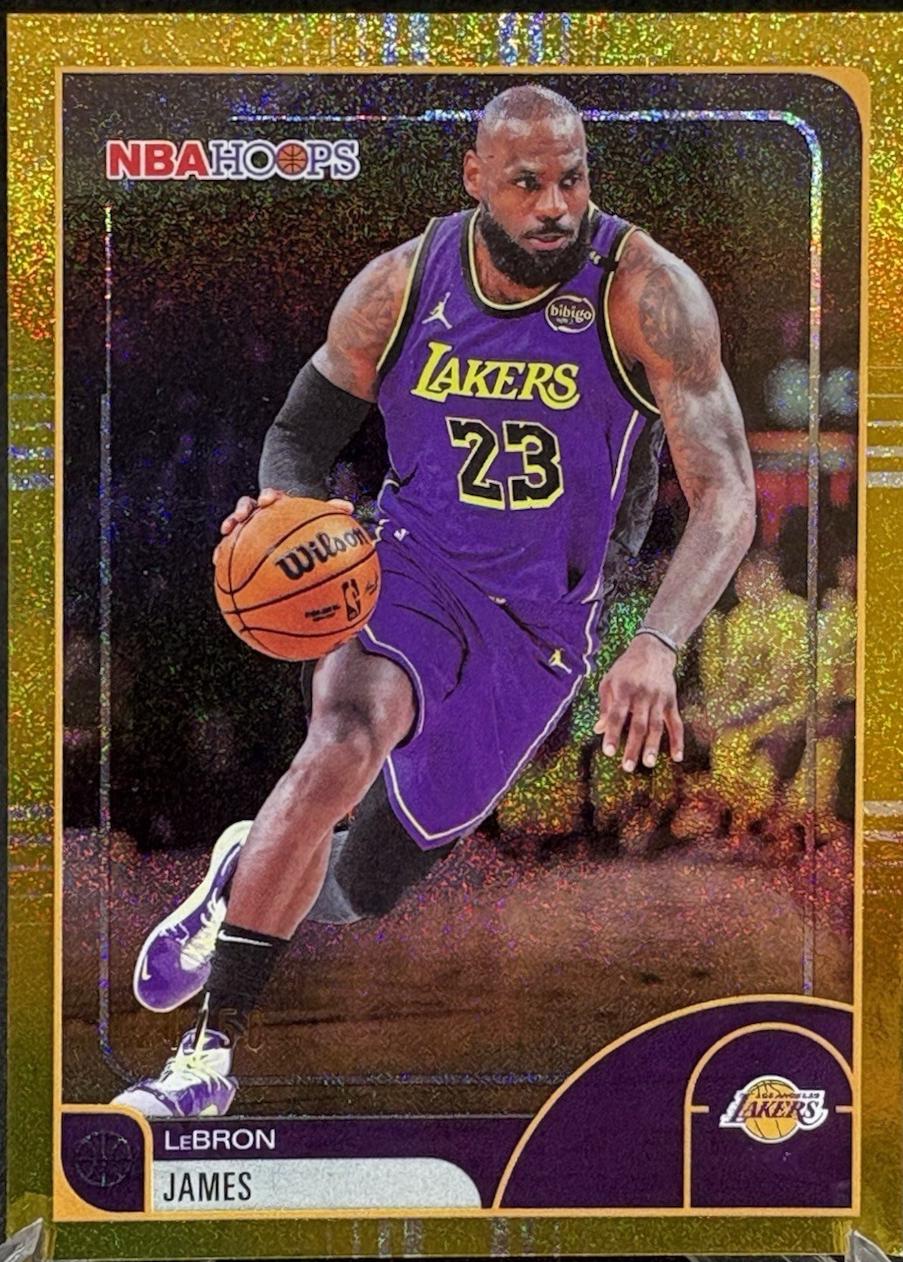 LeBron James [Pixel Burst Gold] #84