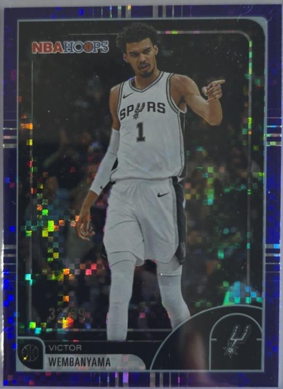 Victor Wembanyama [Light Burst Purple] #30