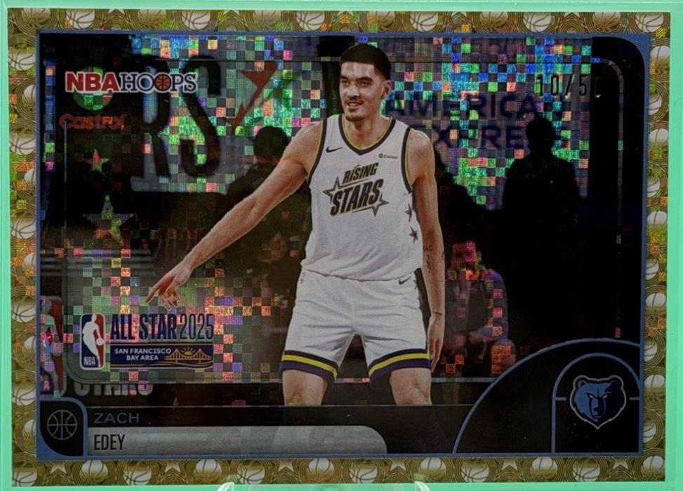 Zach Edey [Pixel Burst Gold] #296