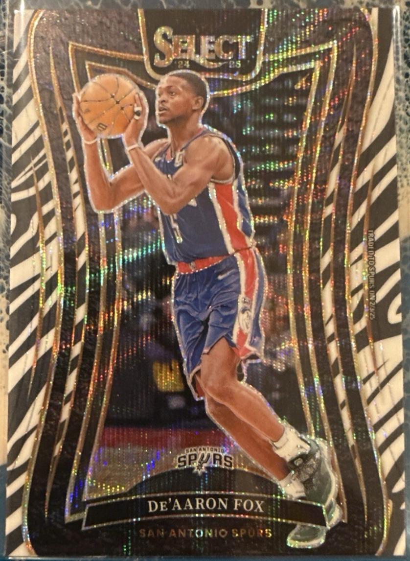 De'Aaron Fox [Zebra Prizm] #336