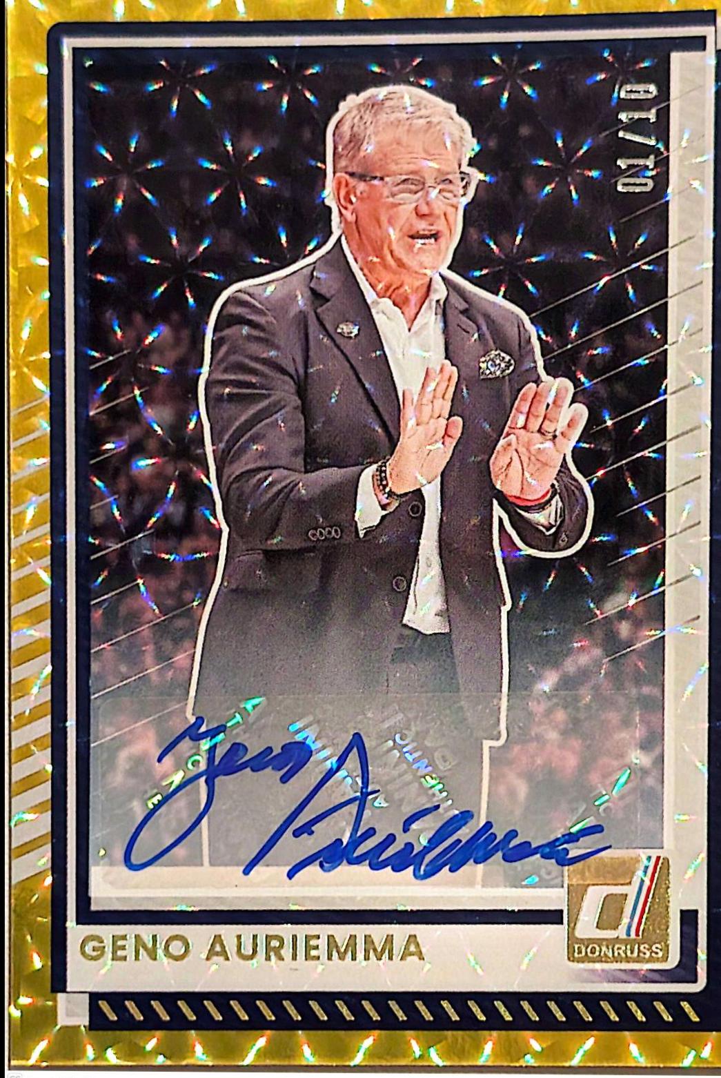 Geno Auriemma [Gold Autograph] #193