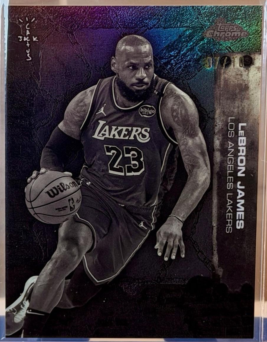 LeBron James [Black Refractor] #46