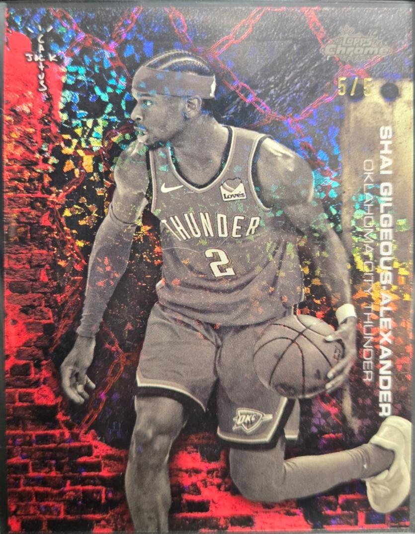 Shai Gilgeous-Alexander [Red Mini-Diamond Refractor] #35