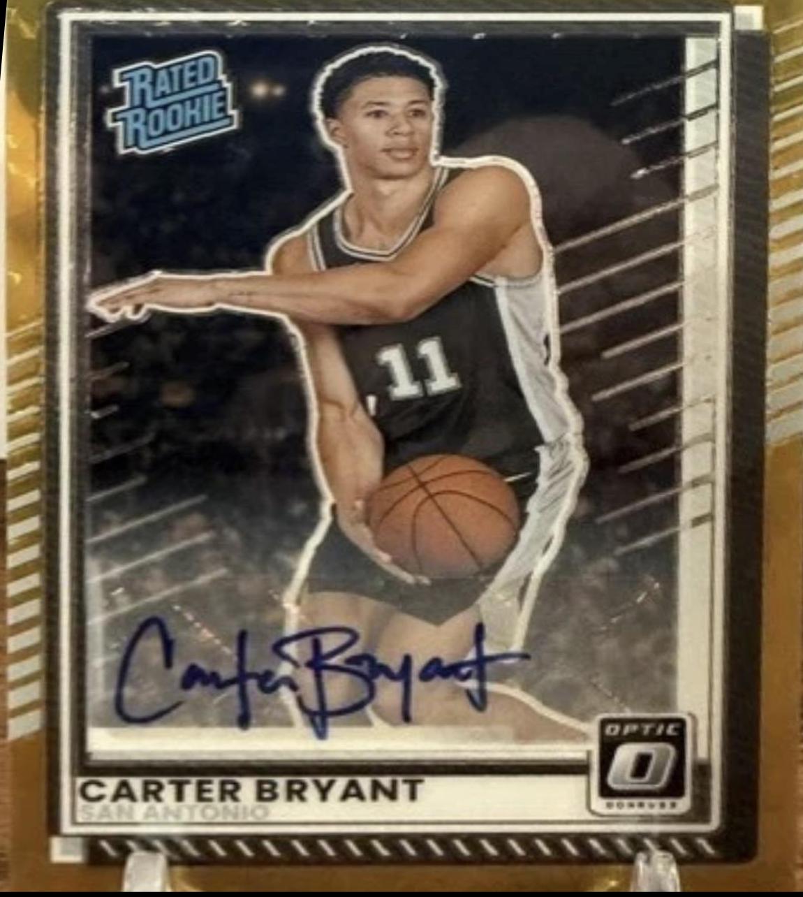 Carter Bryant [Gold Autograph] #8