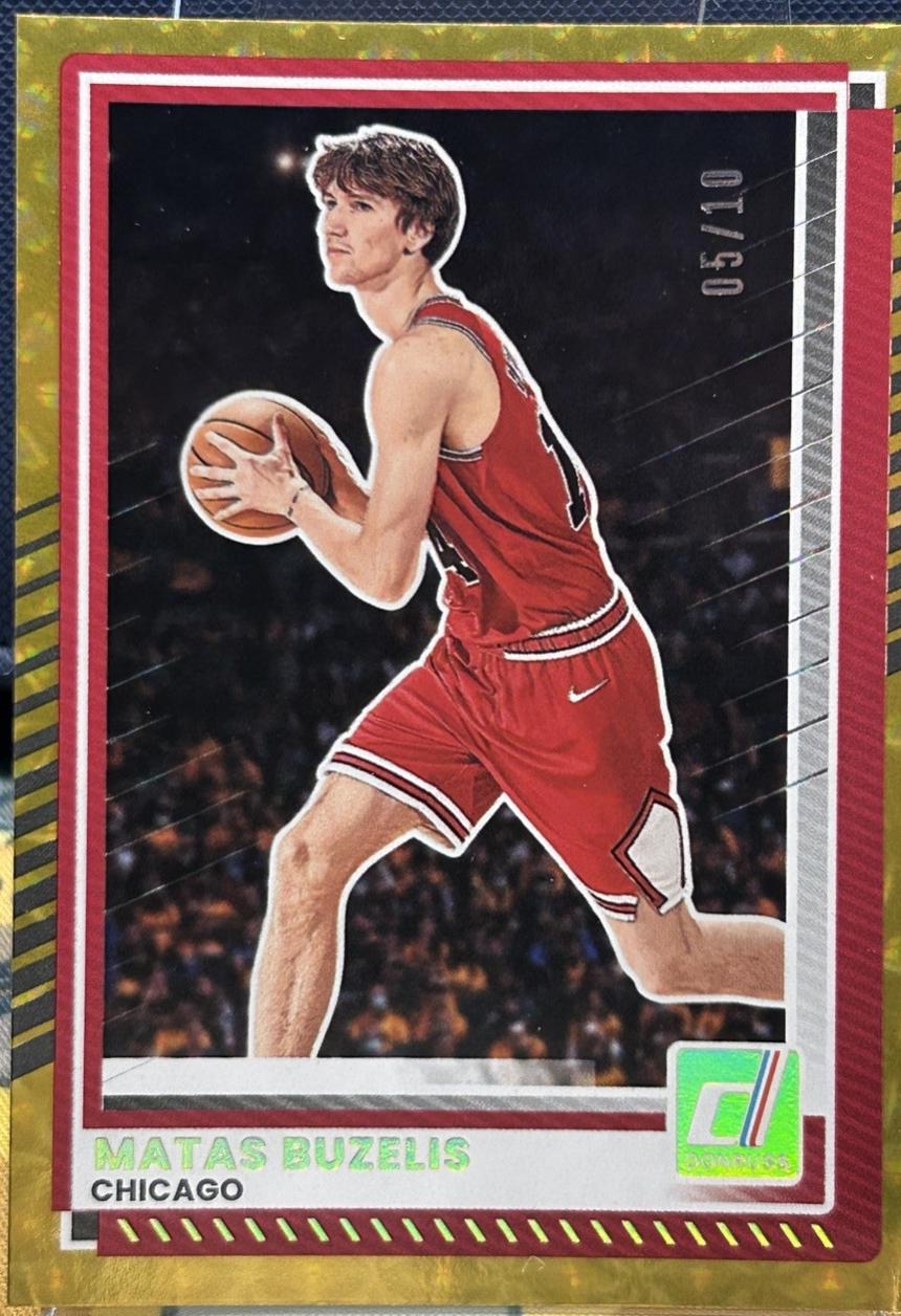 Matas Buzelis [Gold] #117