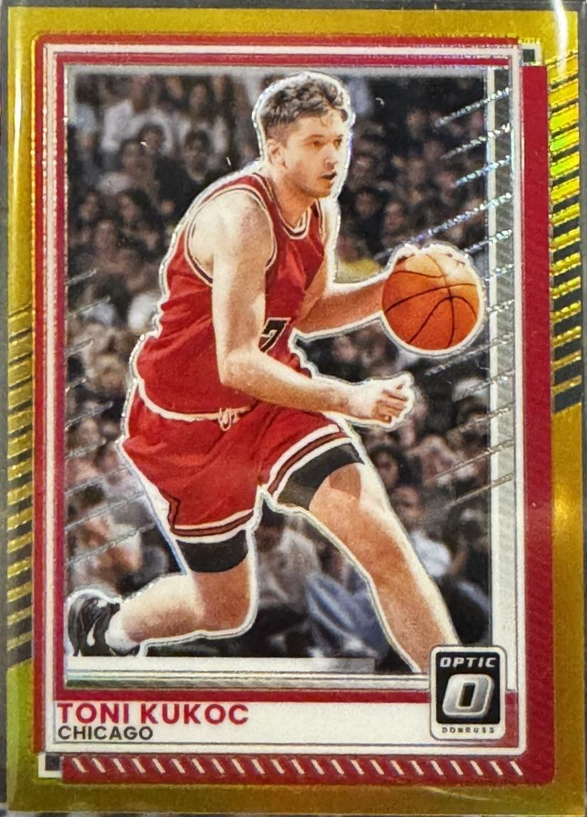 Toni Kukoc [Gold Optic] #167
