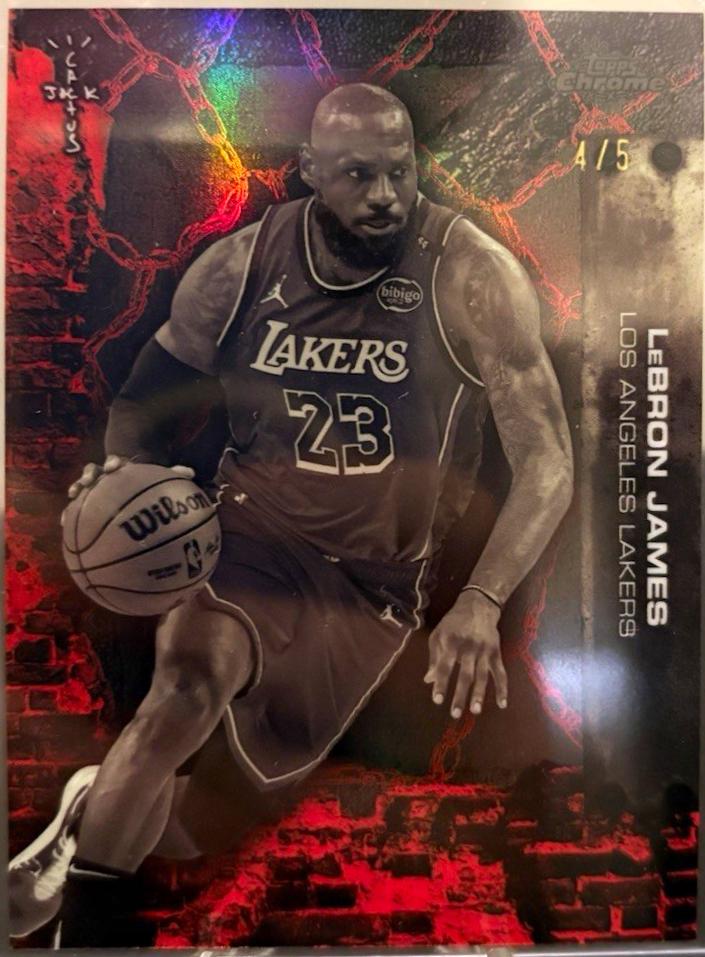 LeBron James [Red Refractor] #46