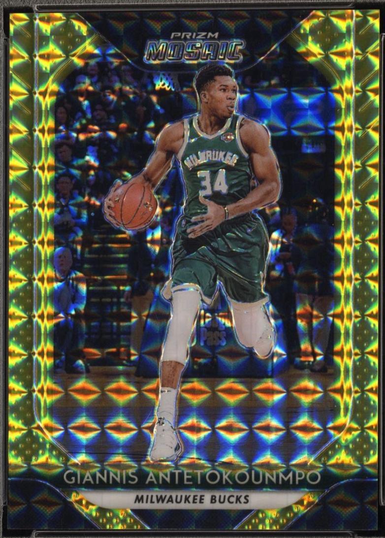 Giannis Antetokounmpo [Gold] #30