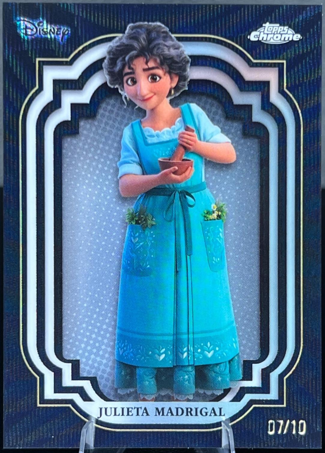 Julieta Madrigal [Black Wave Refractor] #189