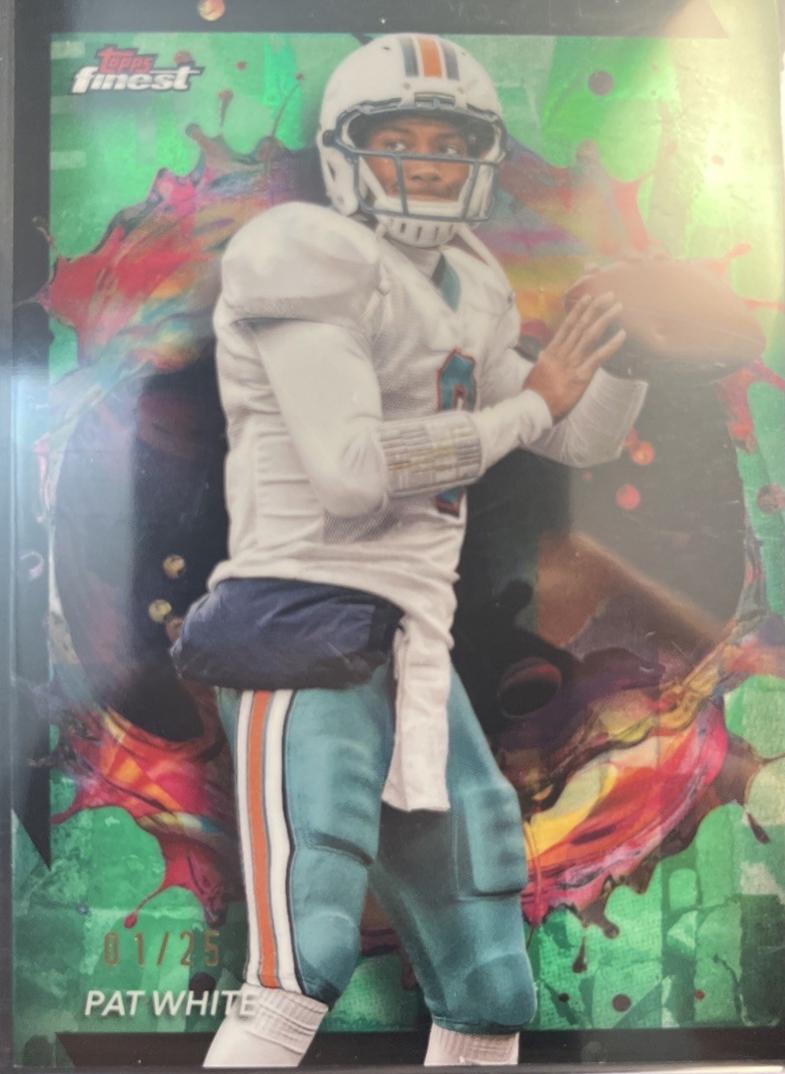 Pat White [Black Refractor] #225