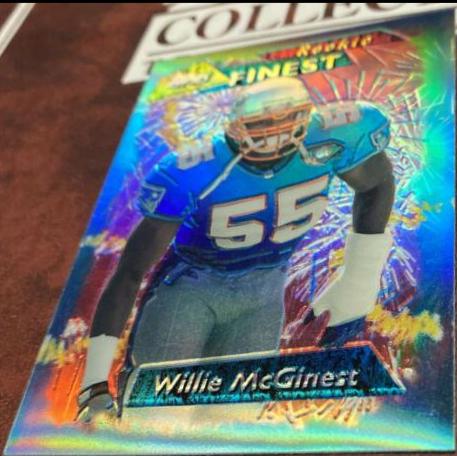 Willie McGinest [Refractor] #110