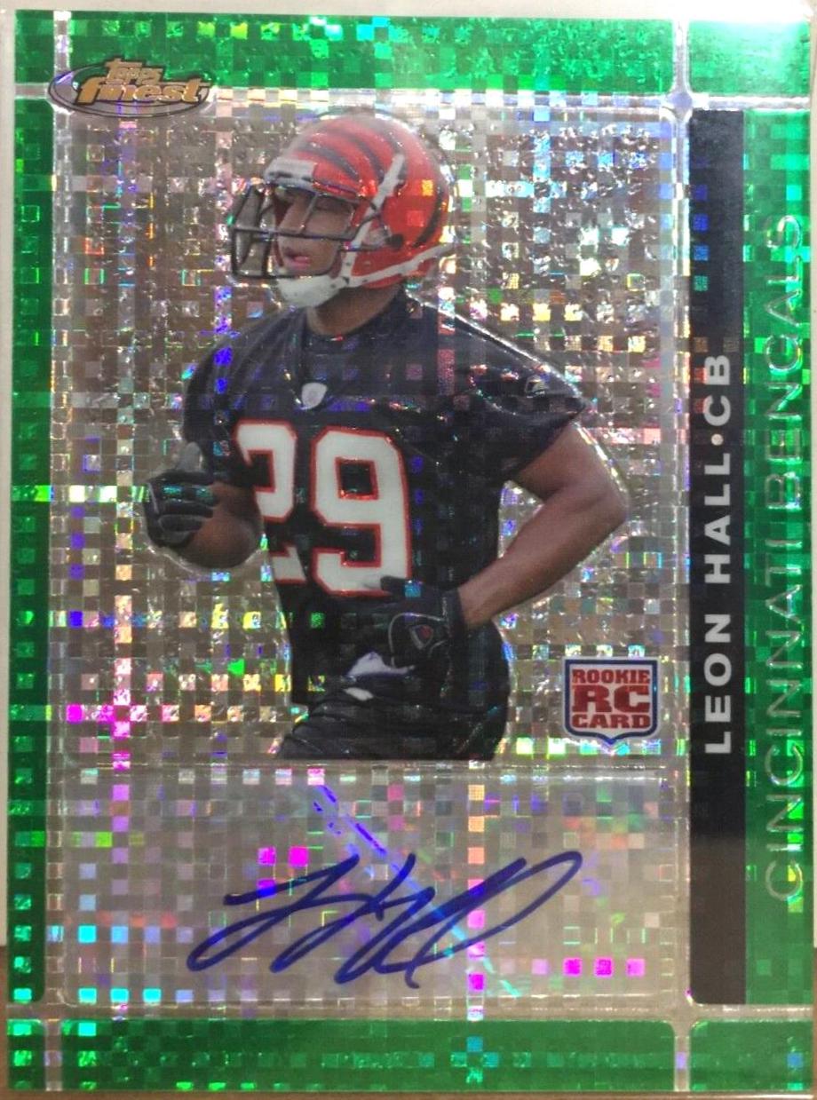 Leon Hall [Green Xfractor Autograph] #145