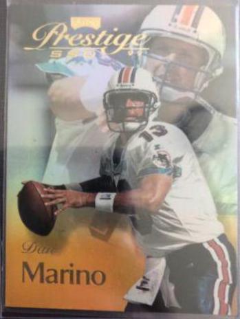 Dan Marino [Spectrum Gold] #B067