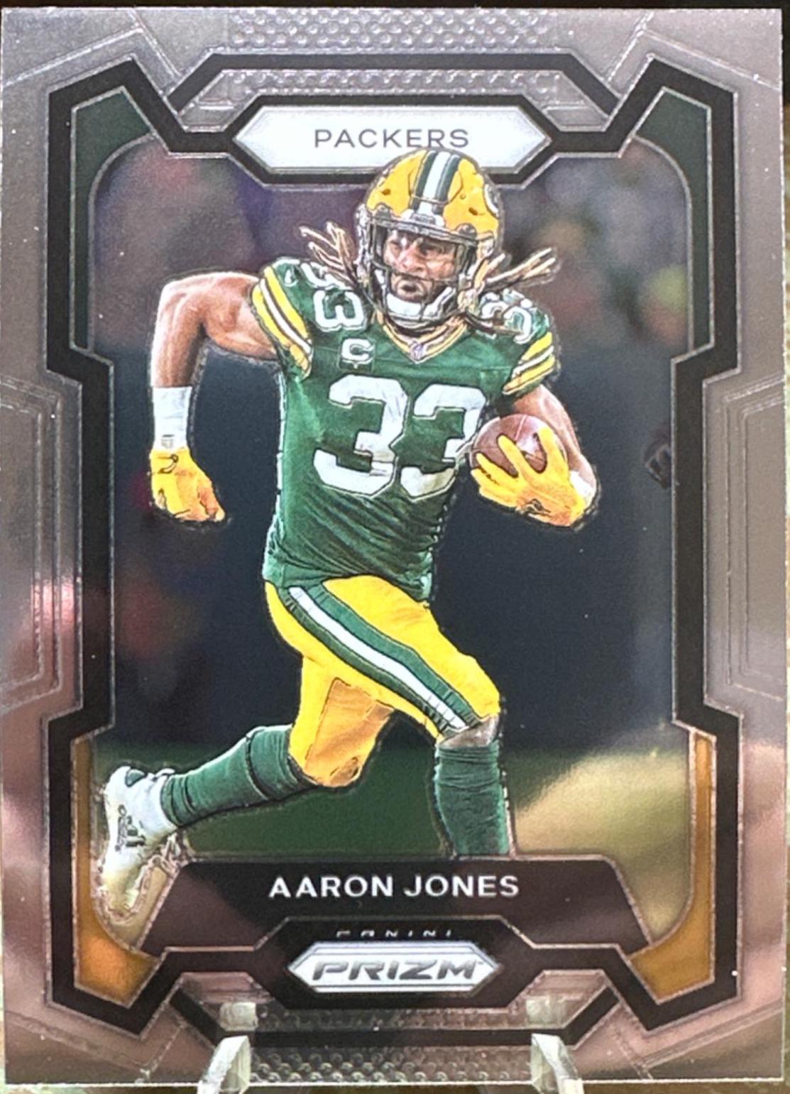 Aaron Jones #105