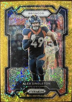 Alex Singleton [Gold Sparkle] #84