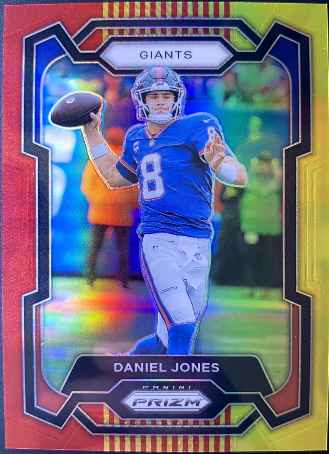 Daniel Jones [Red Yellow] #219