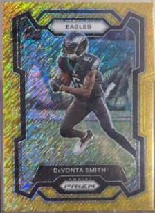 DeVonta Smith [Gold Shimmer] #240