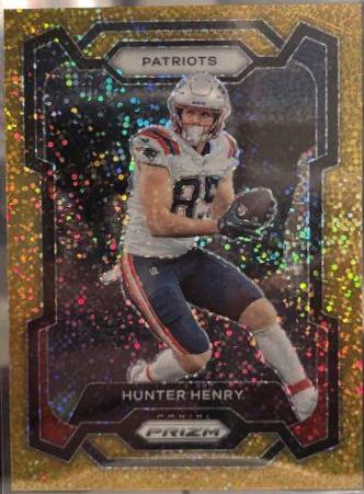 Hunter Henry [Gold Sparkle] #201
