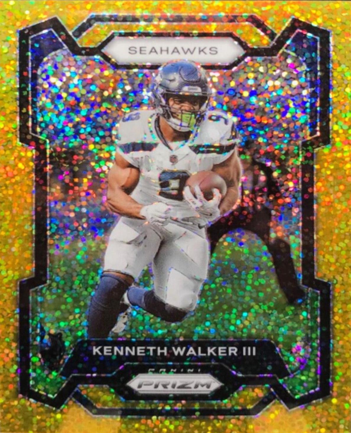 Kenneth Walker III [Gold Sparkle] #261