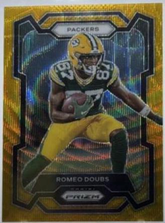 Romeo Doubs [Gold Wave] #114
