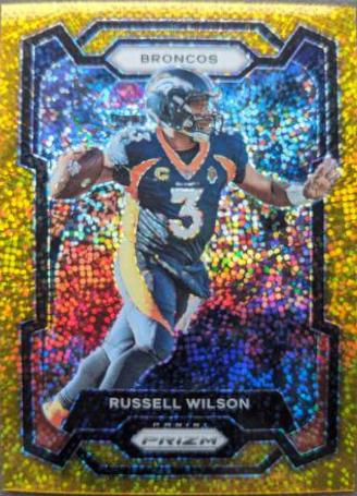 Russell Wilson [Gold Sparkle] #93