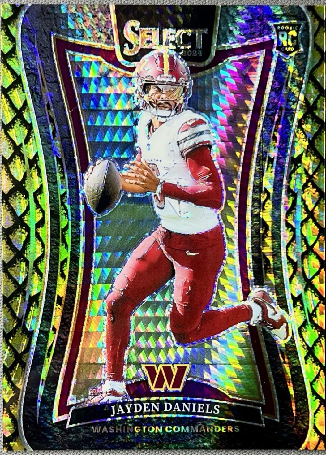 Jayden Daniels [Gold Dragon Scale Prizm] #380