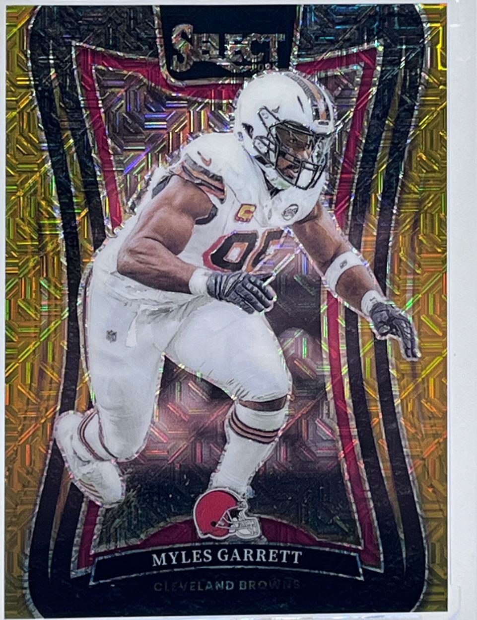 Myles Garrett [Gold Mojo] #366