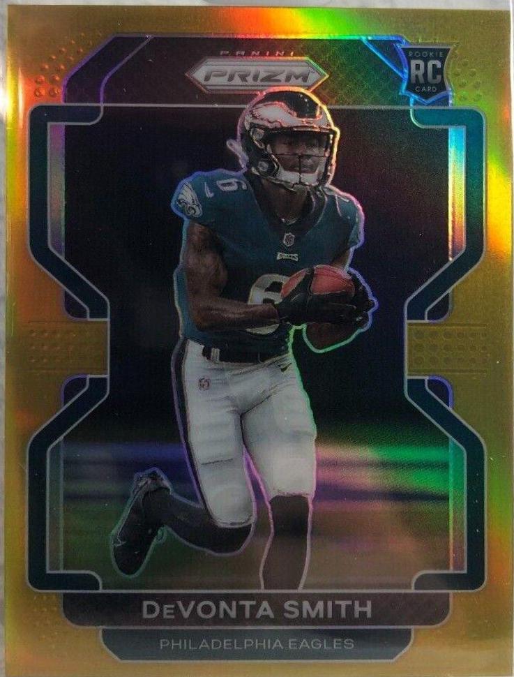 DeVonta Smith [Gold Prizm] #335