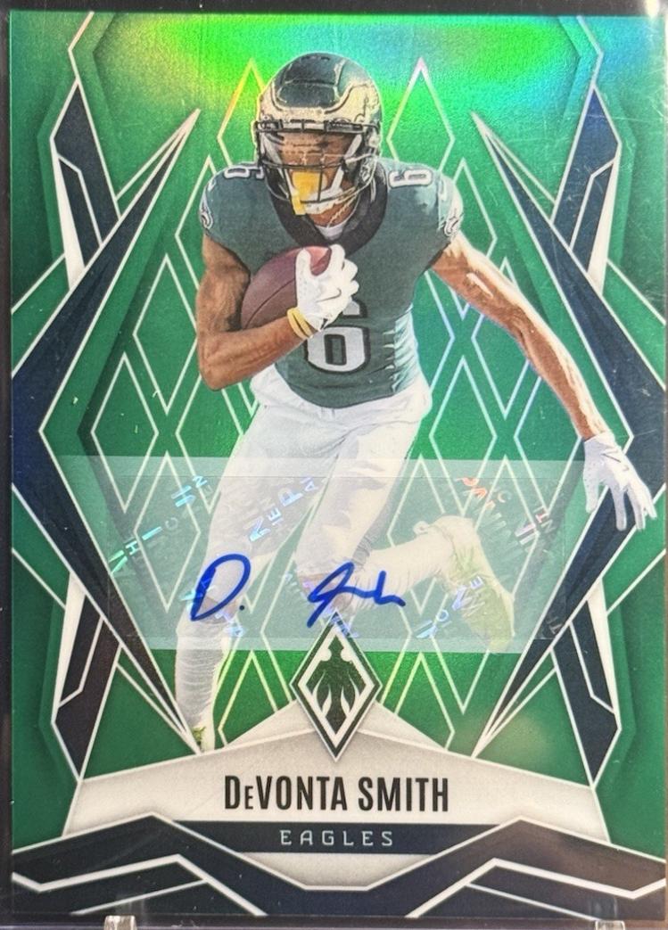 DeVonta Smith [Green Autograph] #12