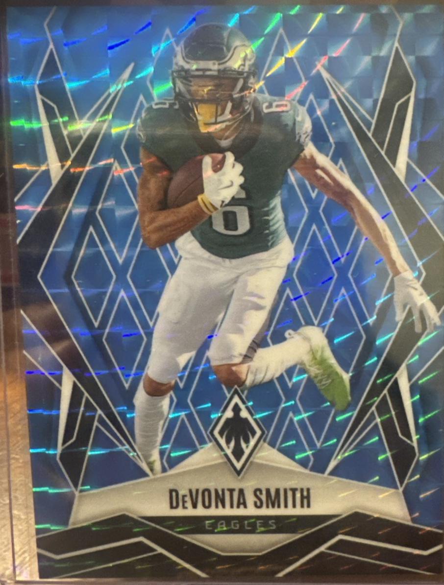 DeVonta Smith [Light Blue Pyramids] #12