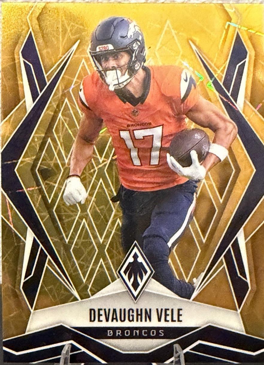 Devaughn Vele [Gold Lazer] #14