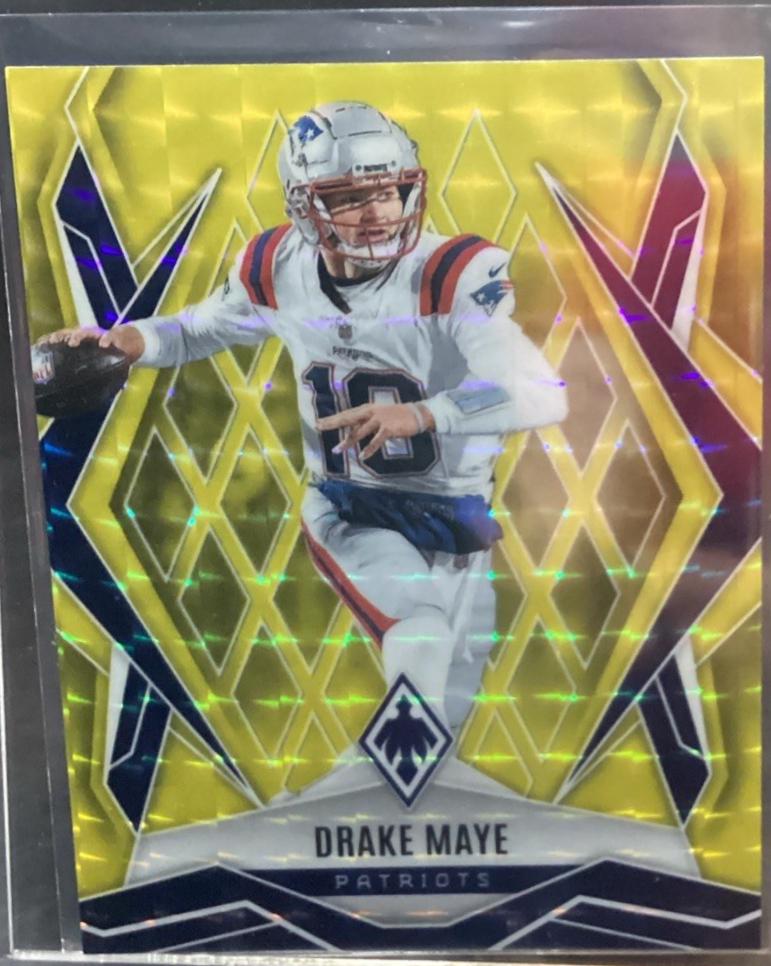 Drake Maye [Yellow Pyramids] #111