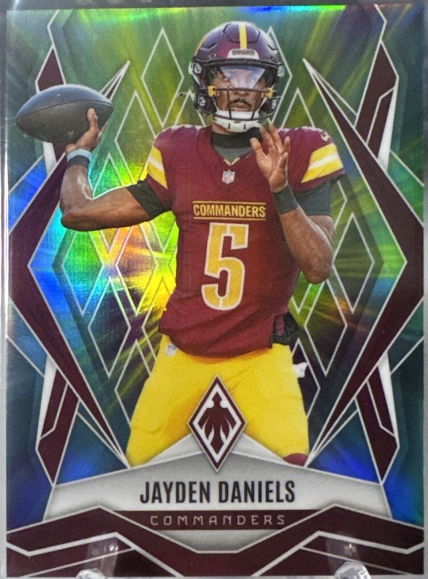 Jayden Daniels [Gold] #8