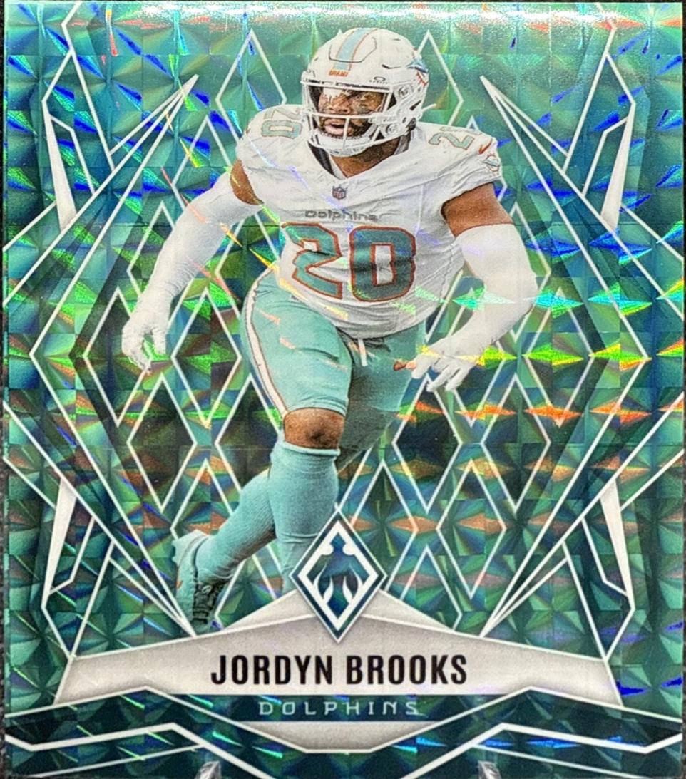 Jordyn Brooks [Teal Pyramids] #19