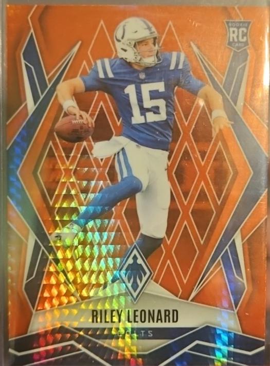 Riley Leonard [Orange Hyper] #170