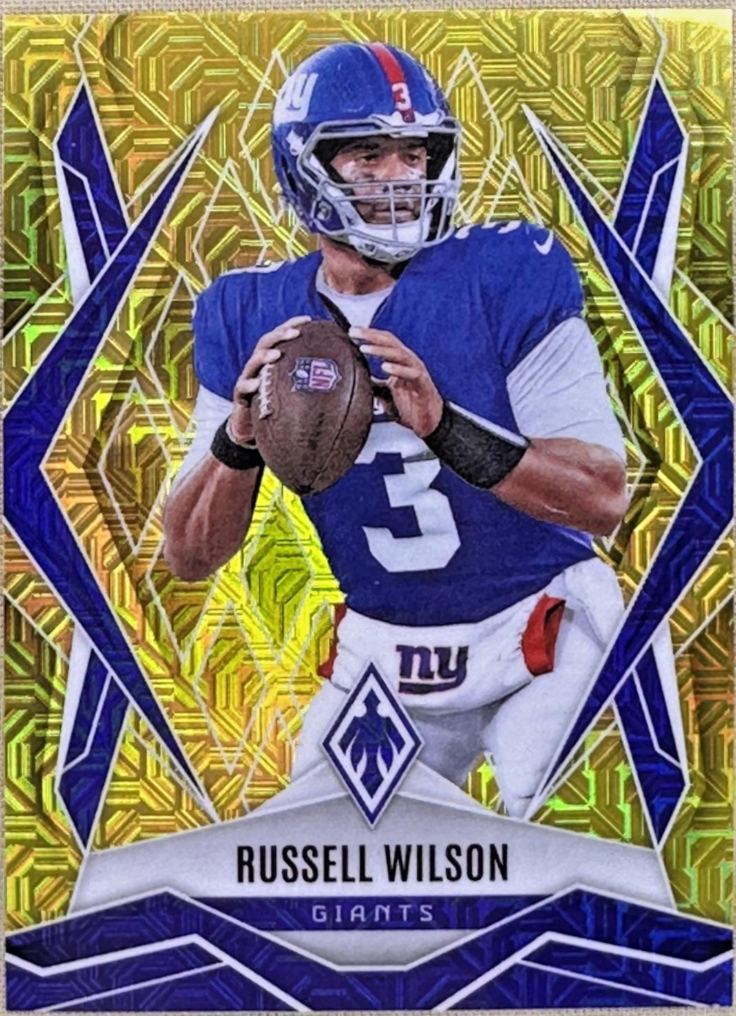 Russell Wilson [Yellow Mojo] #28