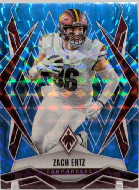 Zach Ertz [Light Blue Pyramids] #32